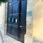 Sikelia Home